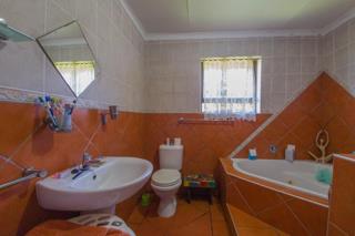 4 Bedroom Property for Sale in Salmon Bay KwaZulu-Natal