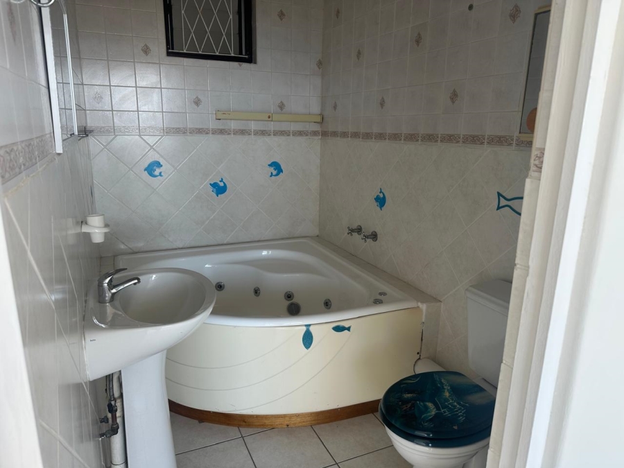 2 Bedroom Property for Sale in Margate KwaZulu-Natal