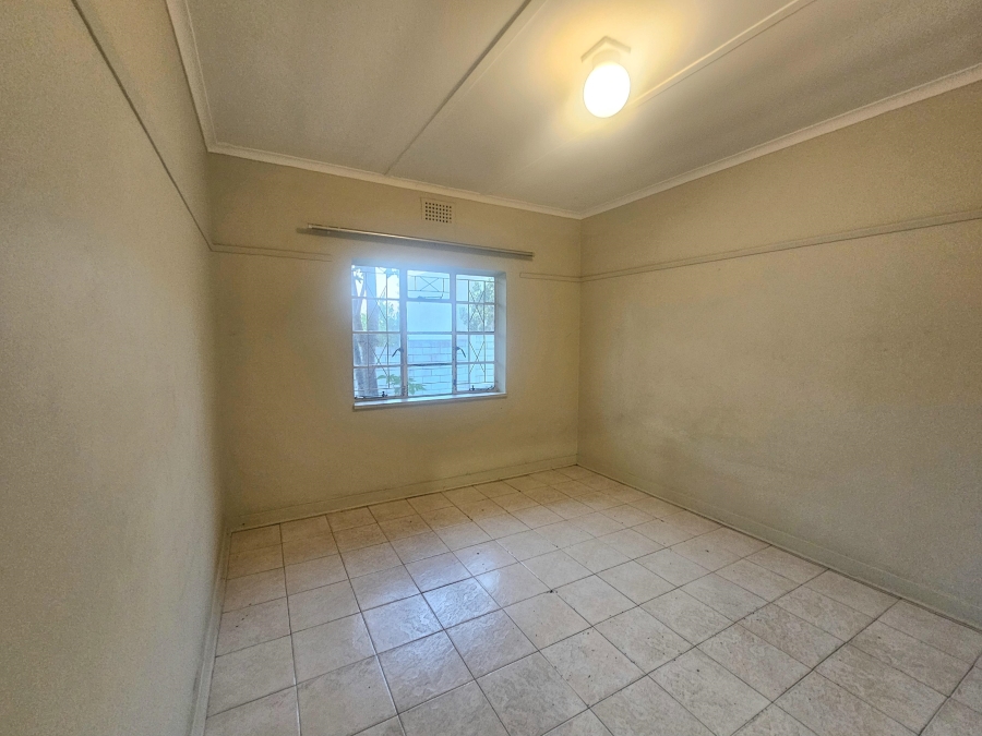 To Let 2 Bedroom Property for Rent in Malvern KwaZulu-Natal