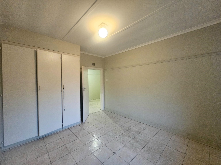 To Let 2 Bedroom Property for Rent in Malvern KwaZulu-Natal
