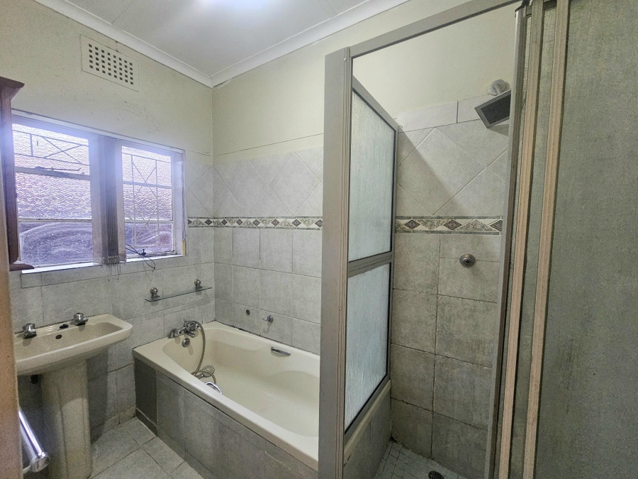 To Let 2 Bedroom Property for Rent in Malvern KwaZulu-Natal