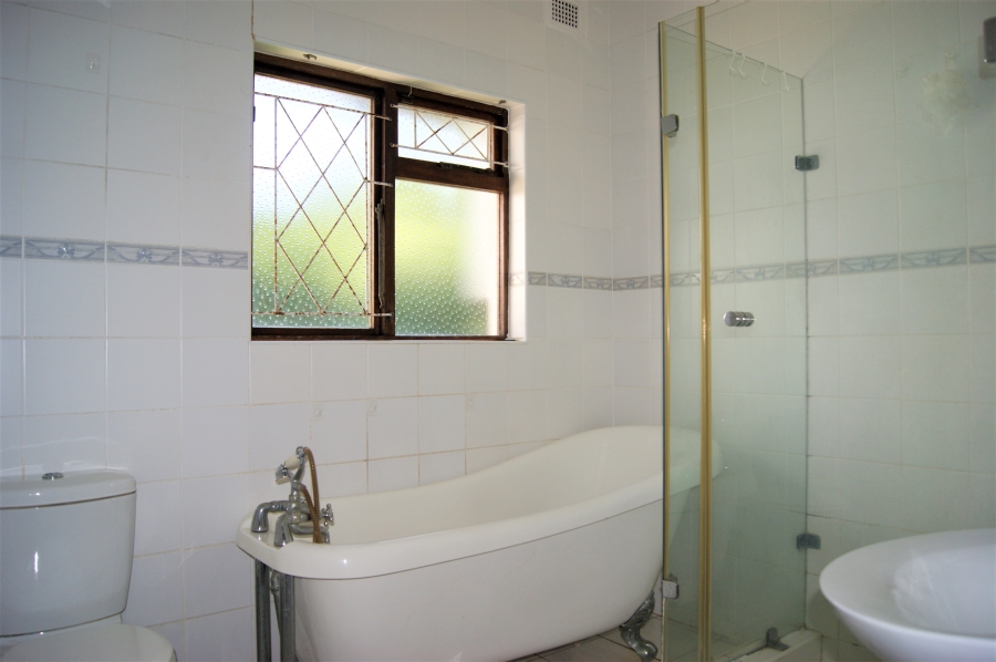 4 Bedroom Property for Sale in Blythedale KwaZulu-Natal