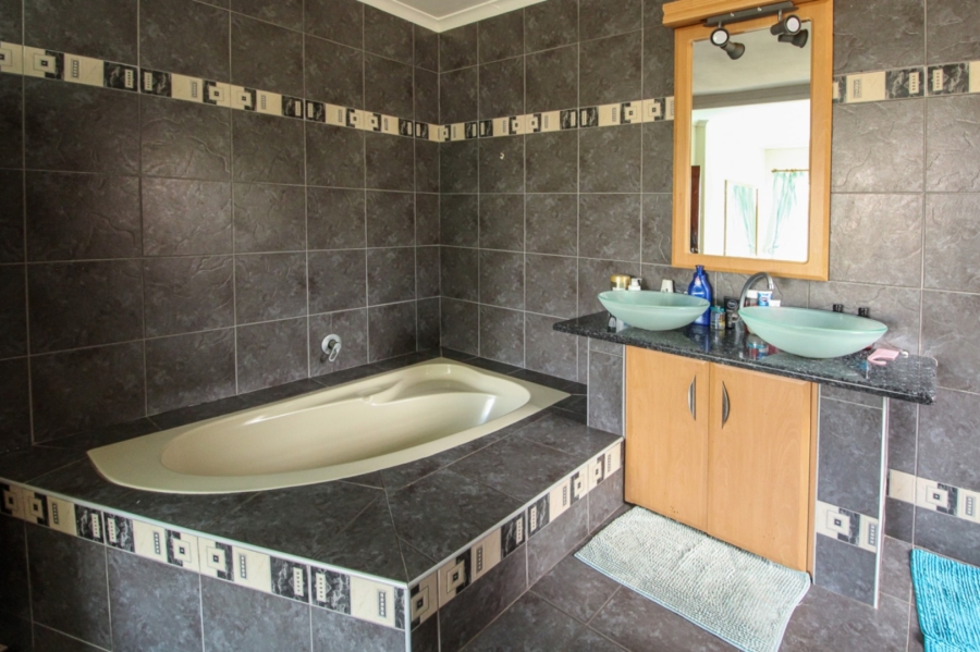 2 Bedroom Property for Sale in Bluff KwaZulu-Natal