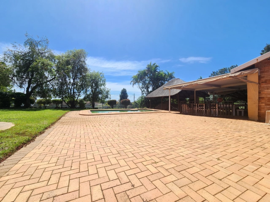 To Let 3 Bedroom Property for Rent in Crestholme KwaZulu-Natal