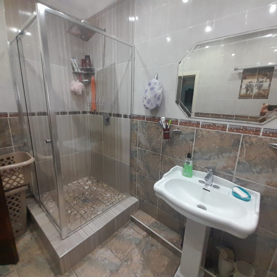 3 Bedroom Property for Sale in Brighton Beach KwaZulu-Natal