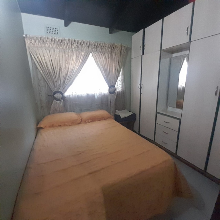 3 Bedroom Property for Sale in Brighton Beach KwaZulu-Natal