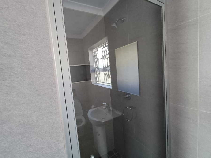 9 Bedroom Property for Sale in Ocean View KwaZulu-Natal