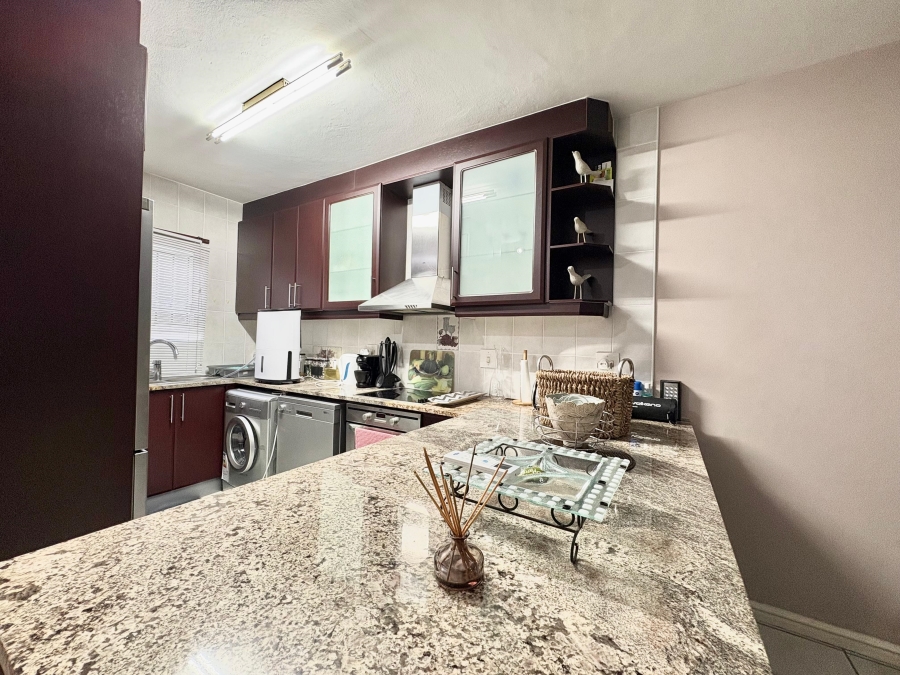 3 Bedroom Property for Sale in Ballito Central KwaZulu-Natal