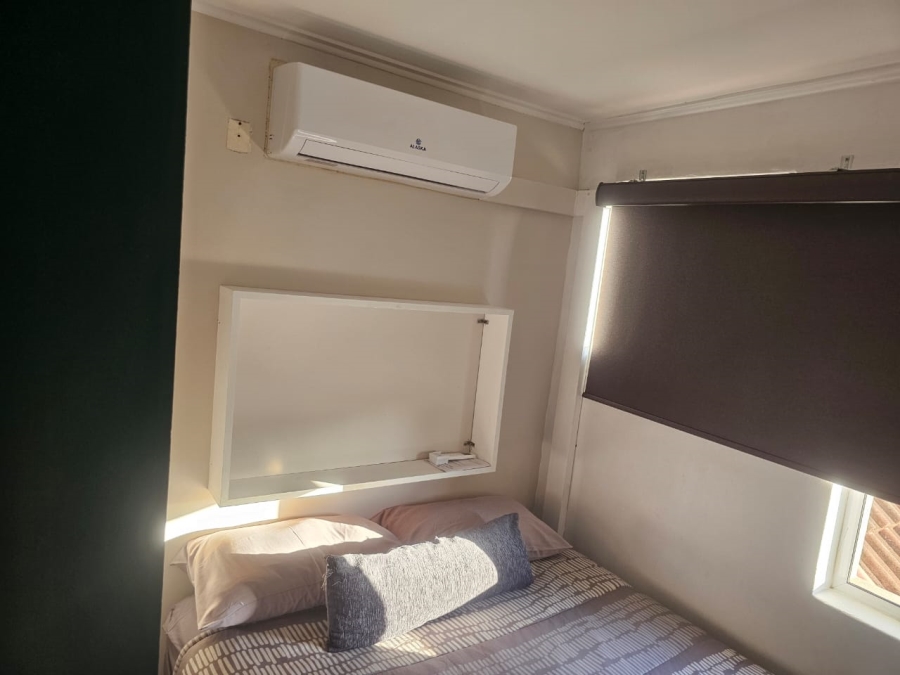 To Let 2 Bedroom Property for Rent in Tuzi Gazi KwaZulu-Natal