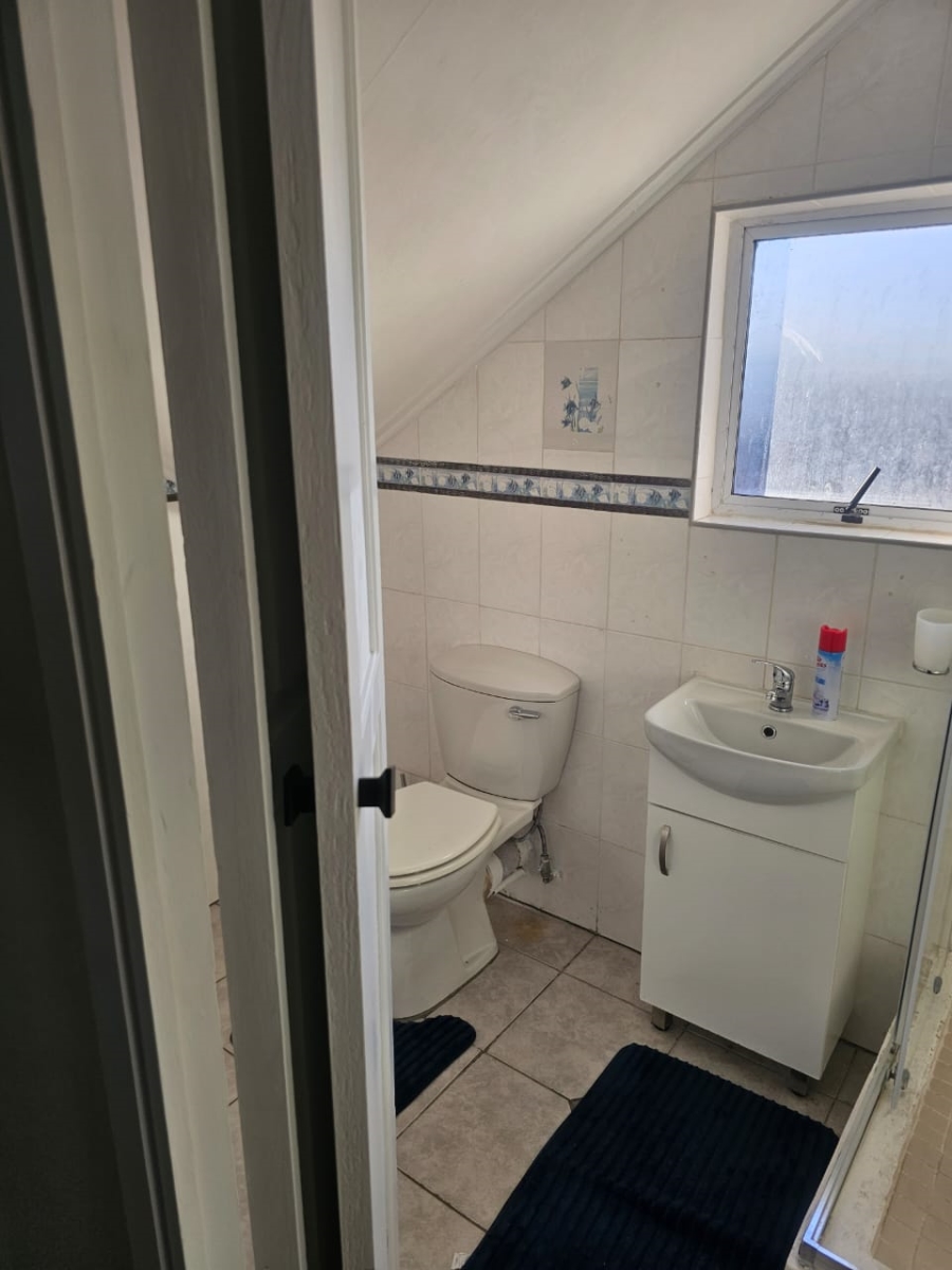 To Let 2 Bedroom Property for Rent in Tuzi Gazi KwaZulu-Natal