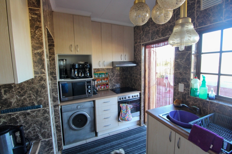 4 Bedroom Property for Sale in Grosvenor KwaZulu-Natal