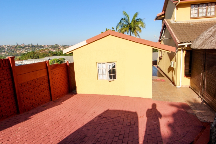 4 Bedroom Property for Sale in Grosvenor KwaZulu-Natal