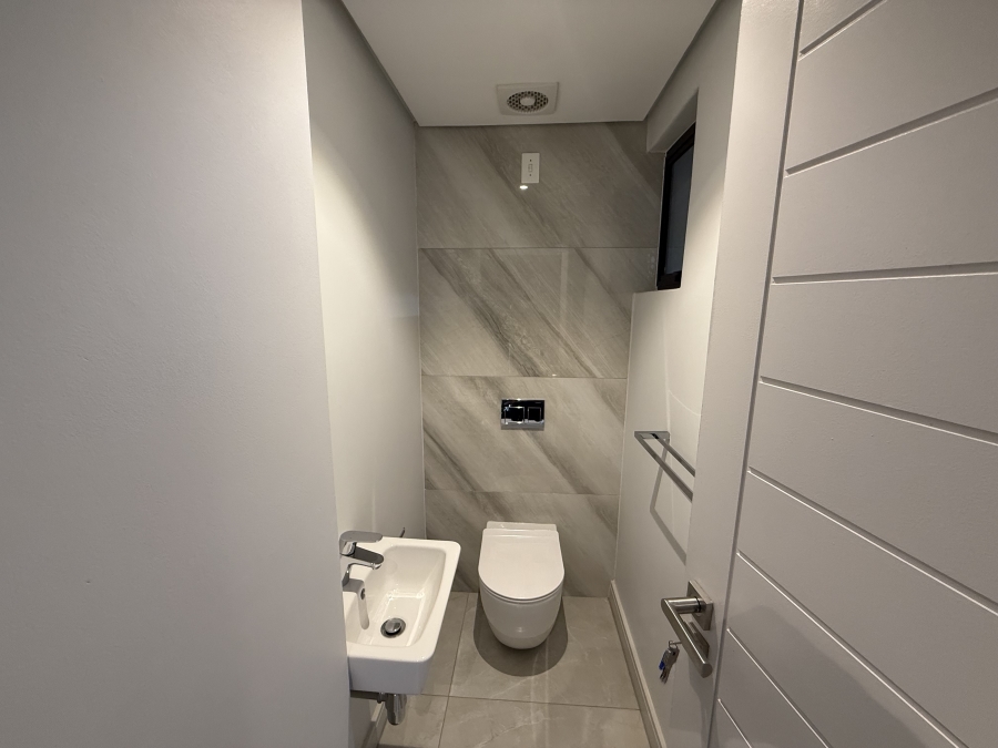 3 Bedroom Property for Sale in Umhlanga Ridgeside KwaZulu-Natal