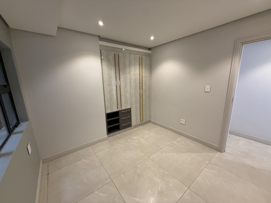 To Let 3 Bedroom Property for Rent in Umhlanga Ridgeside KwaZulu-Natal