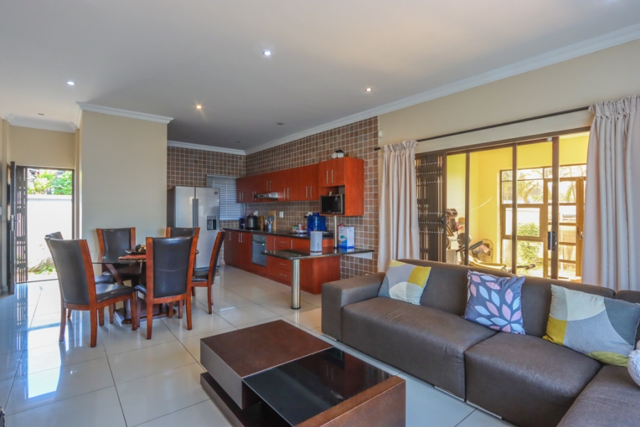3 Bedroom Property for Sale in Amanzimtoti KwaZulu-Natal