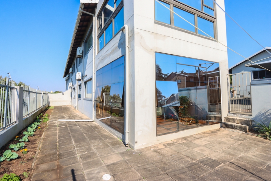 3 Bedroom Property for Sale in Amanzimtoti KwaZulu-Natal