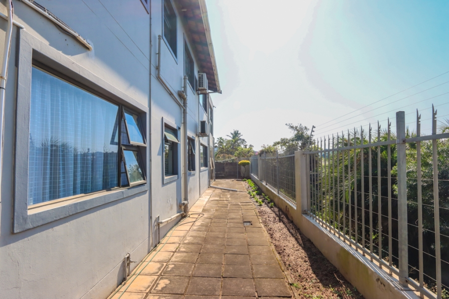 3 Bedroom Property for Sale in Amanzimtoti KwaZulu-Natal