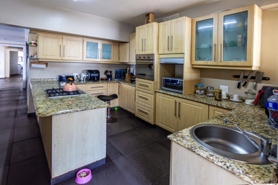 7 Bedroom Property for Sale in Bluff KwaZulu-Natal