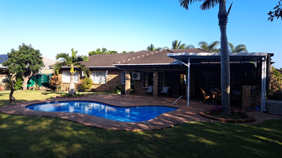 4 Bedroom Property for Sale in Meer En See KwaZulu-Natal