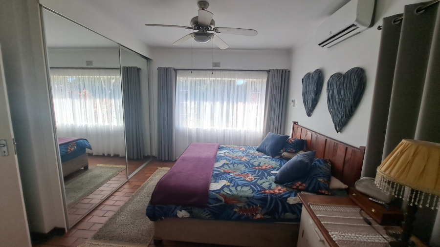 4 Bedroom Property for Sale in Meer En See KwaZulu-Natal