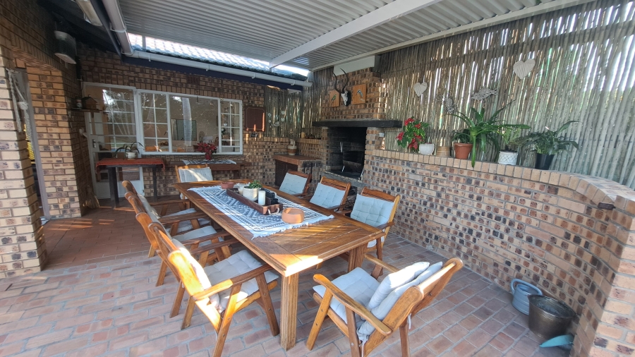 4 Bedroom Property for Sale in Meer En See KwaZulu-Natal