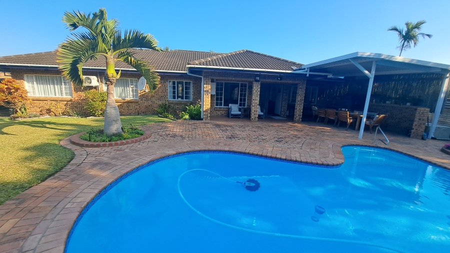 4 Bedroom Property for Sale in Meer En See KwaZulu-Natal