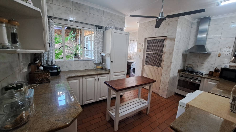 4 Bedroom Property for Sale in Meer En See KwaZulu-Natal