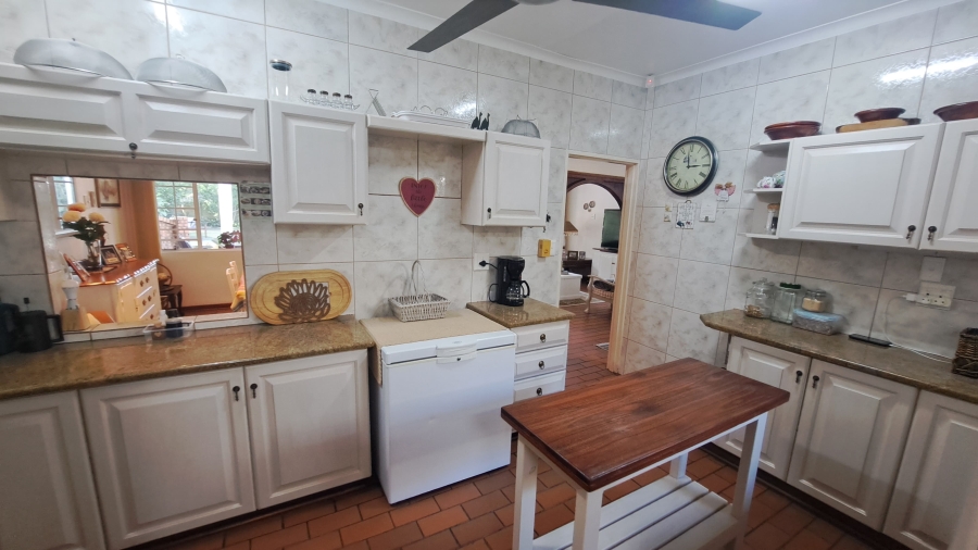 4 Bedroom Property for Sale in Meer En See KwaZulu-Natal
