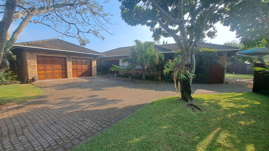 4 Bedroom Property for Sale in Meer En See KwaZulu-Natal