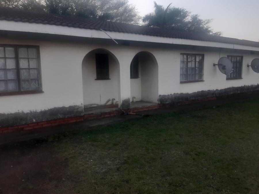 11 Bedroom Property for Sale in Hillview KwaZulu-Natal