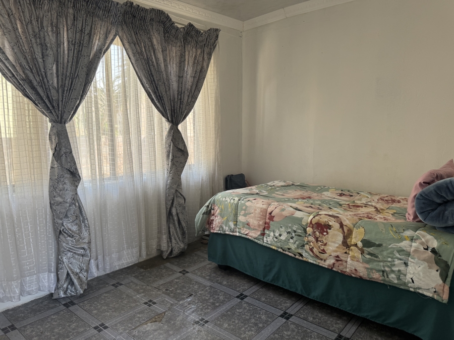 4 Bedroom Property for Sale in Mpophomeni KwaZulu-Natal