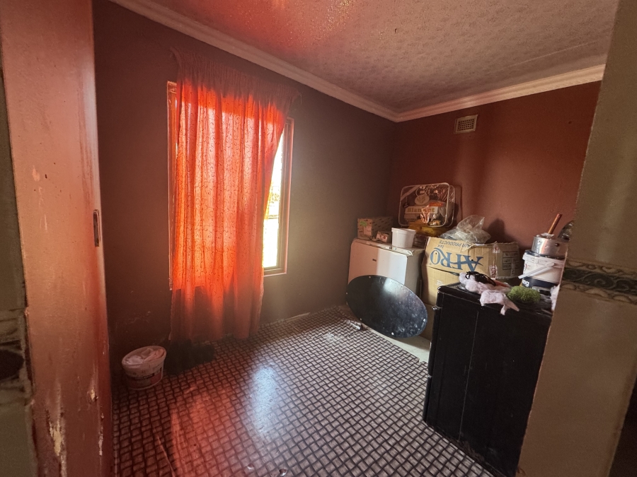 4 Bedroom Property for Sale in Mpophomeni KwaZulu-Natal