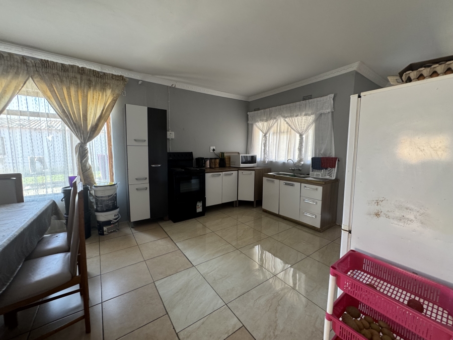 4 Bedroom Property for Sale in Mpophomeni KwaZulu-Natal