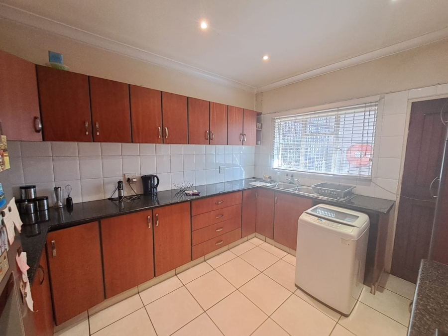 2 Bedroom Property for Sale in Windermere KwaZulu-Natal