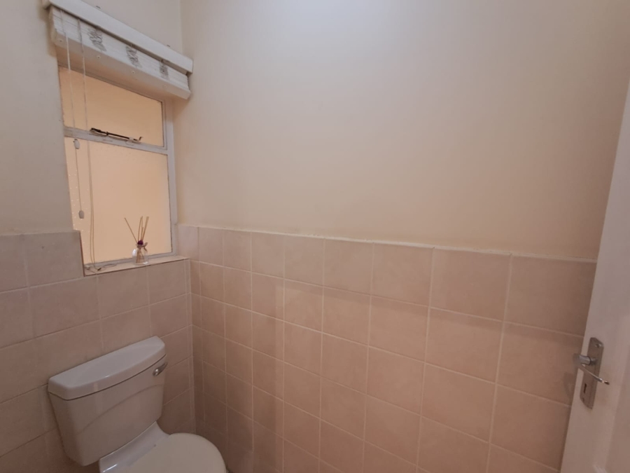 2 Bedroom Property for Sale in Windermere KwaZulu-Natal