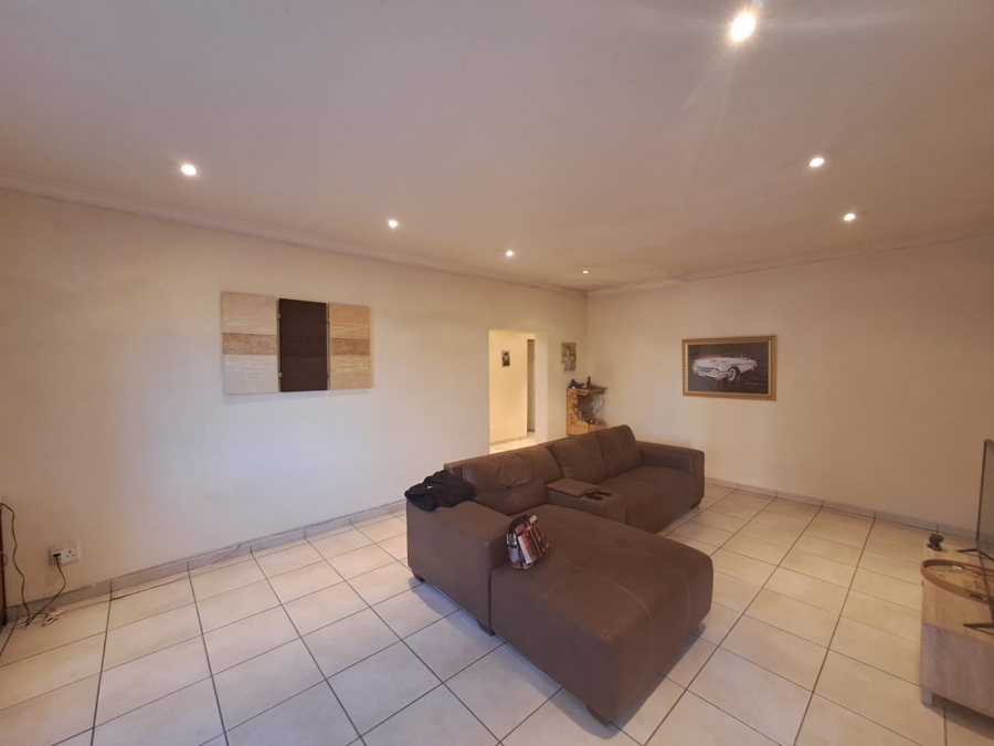 2 Bedroom Property for Sale in Windermere KwaZulu-Natal