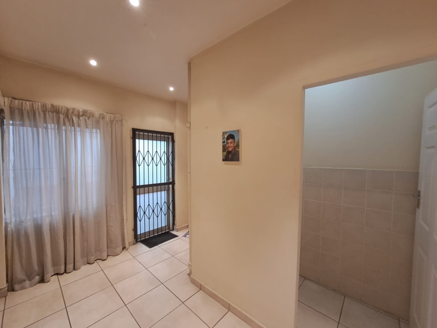 2 Bedroom Property for Sale in Windermere KwaZulu-Natal