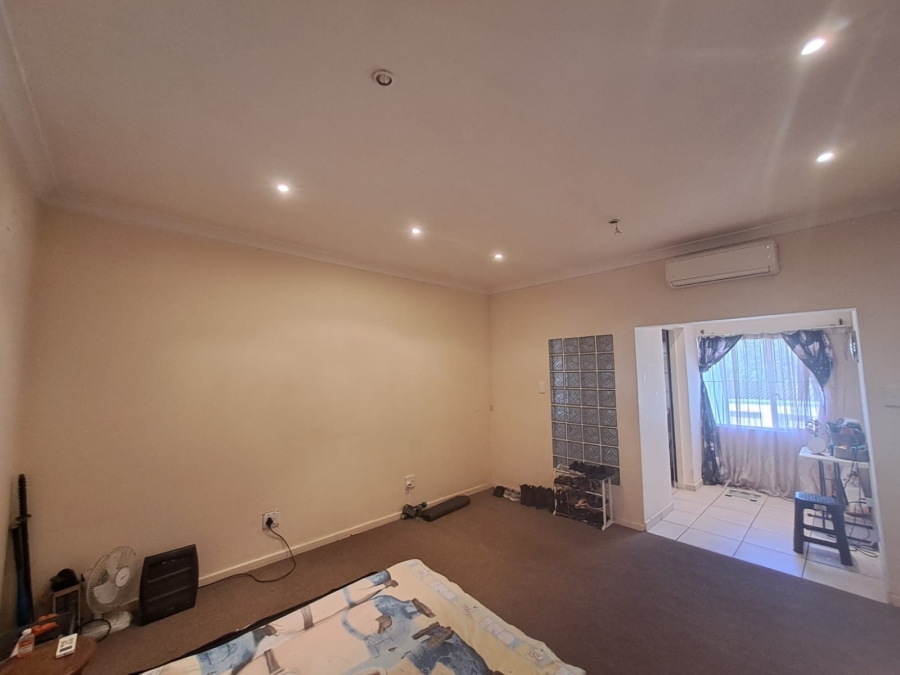 2 Bedroom Property for Sale in Windermere KwaZulu-Natal