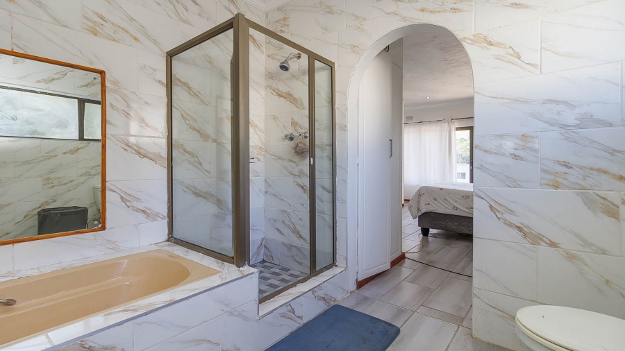 7 Bedroom Property for Sale in Winston Park KwaZulu-Natal