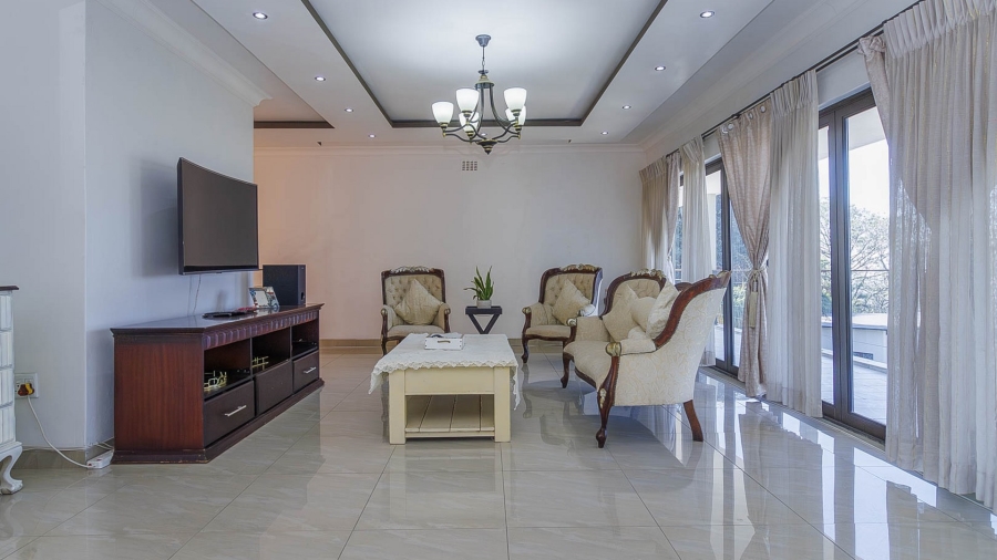 7 Bedroom Property for Sale in Winston Park KwaZulu-Natal
