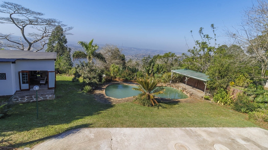 7 Bedroom Property for Sale in Winston Park KwaZulu-Natal
