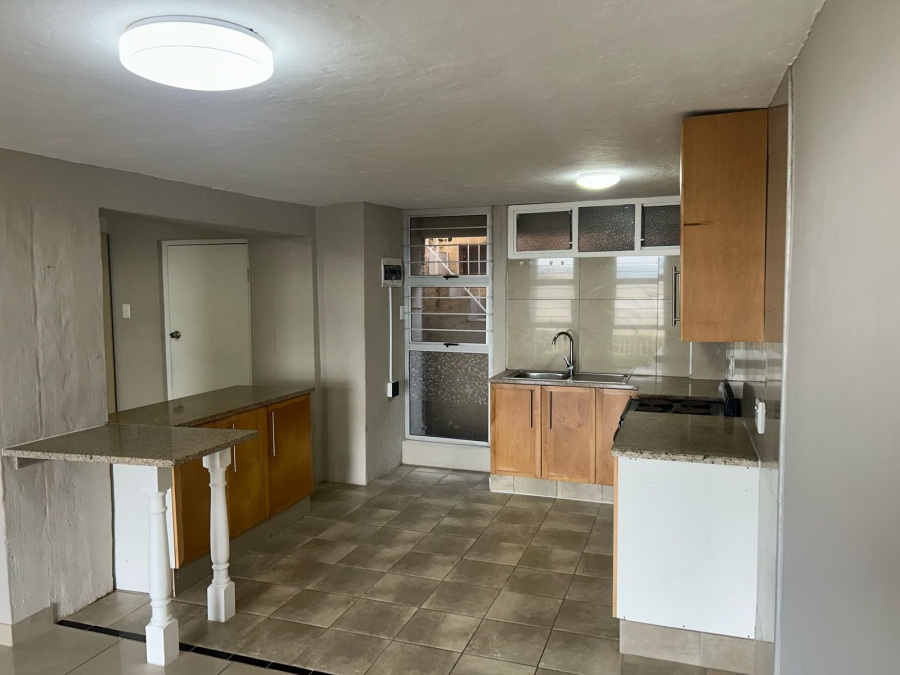 To Let 2 Bedroom Property for Rent in Shakas Rock KwaZulu-Natal