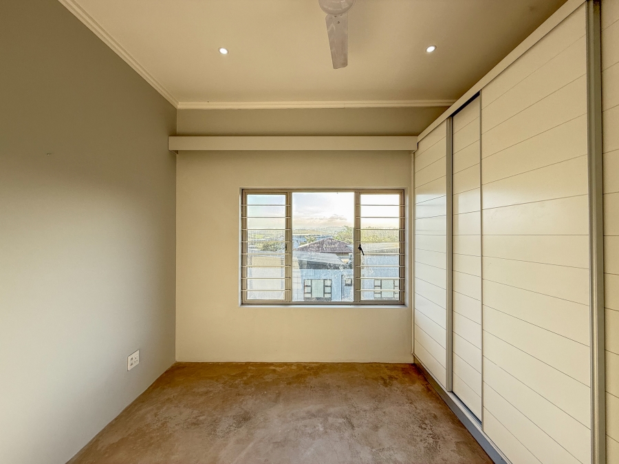 To Let 3 Bedroom Property for Rent in Palm Lakes Estate KwaZulu-Natal
