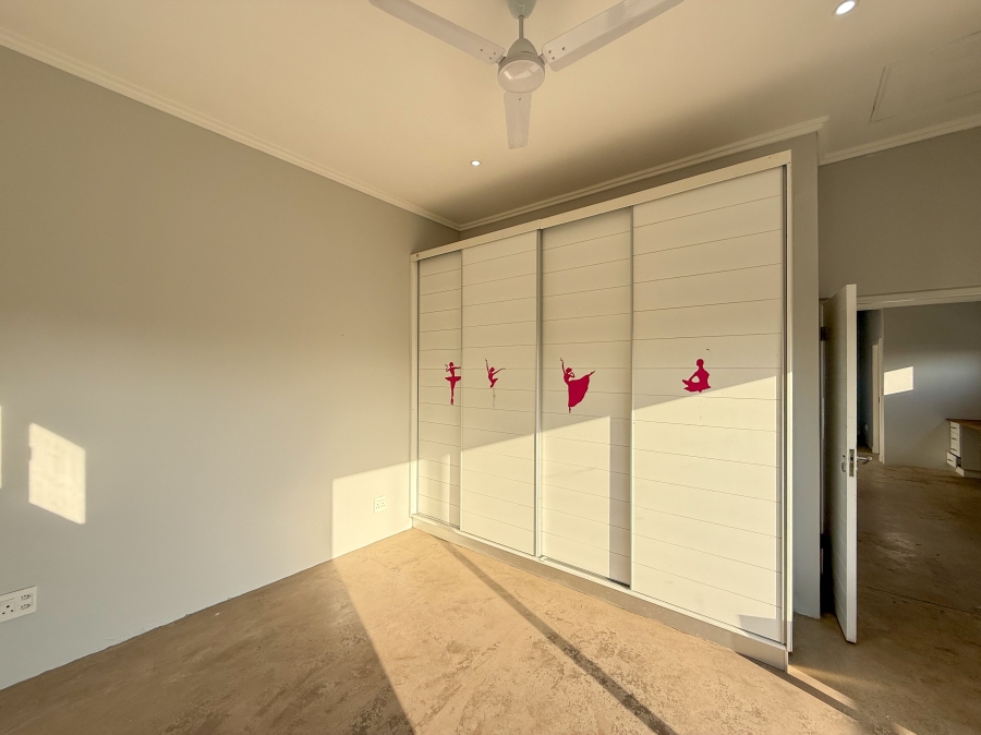 To Let 3 Bedroom Property for Rent in Palm Lakes Estate KwaZulu-Natal