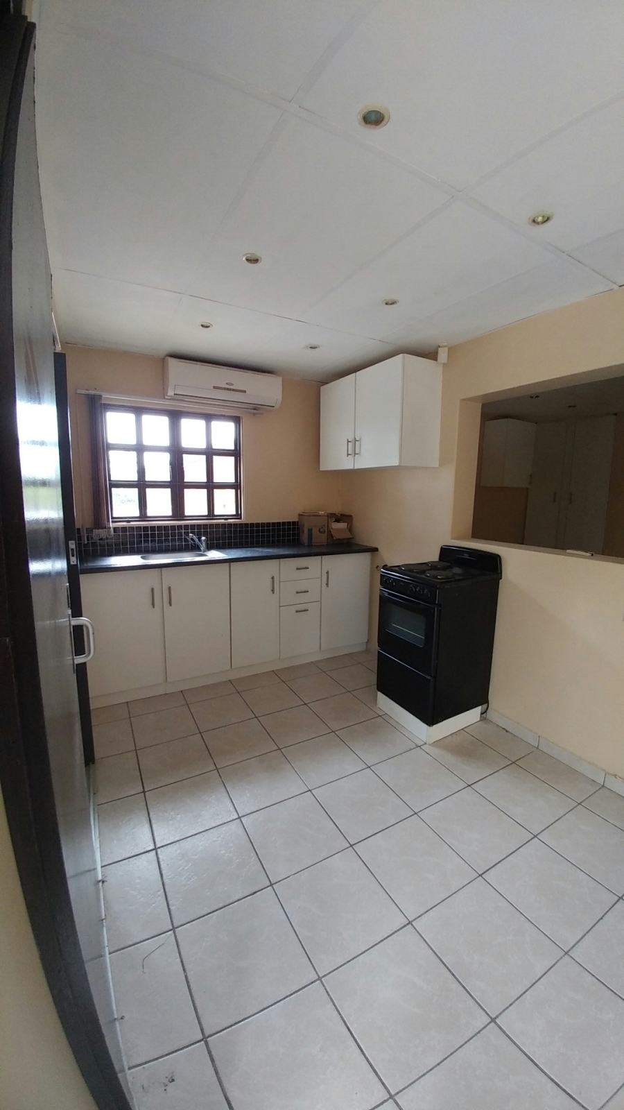 To Let 1 Bedroom Property for Rent in Mount Edgecombe KwaZulu-Natal