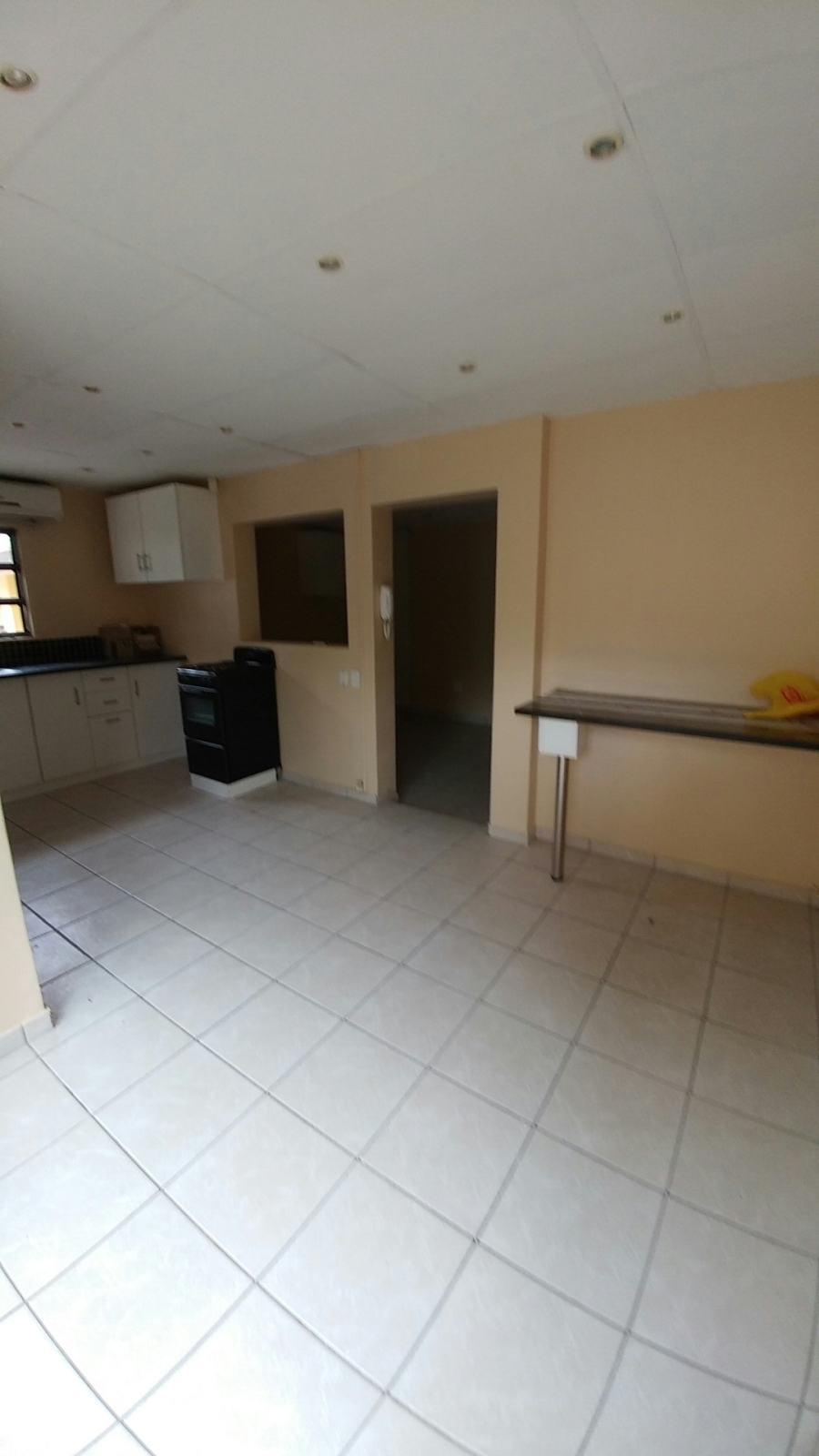 To Let 1 Bedroom Property for Rent in Mount Edgecombe KwaZulu-Natal