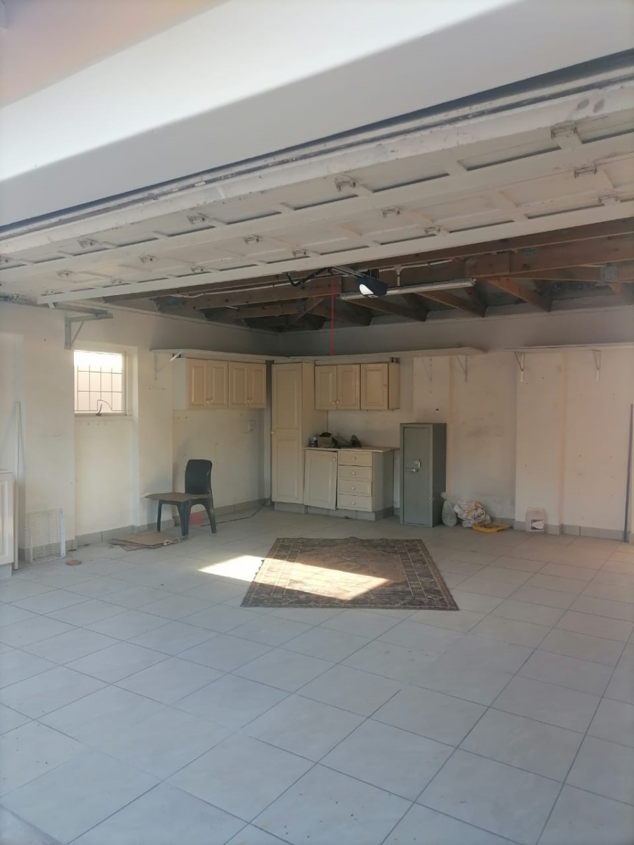 3 Bedroom Property for Sale in Westville Central KwaZulu-Natal
