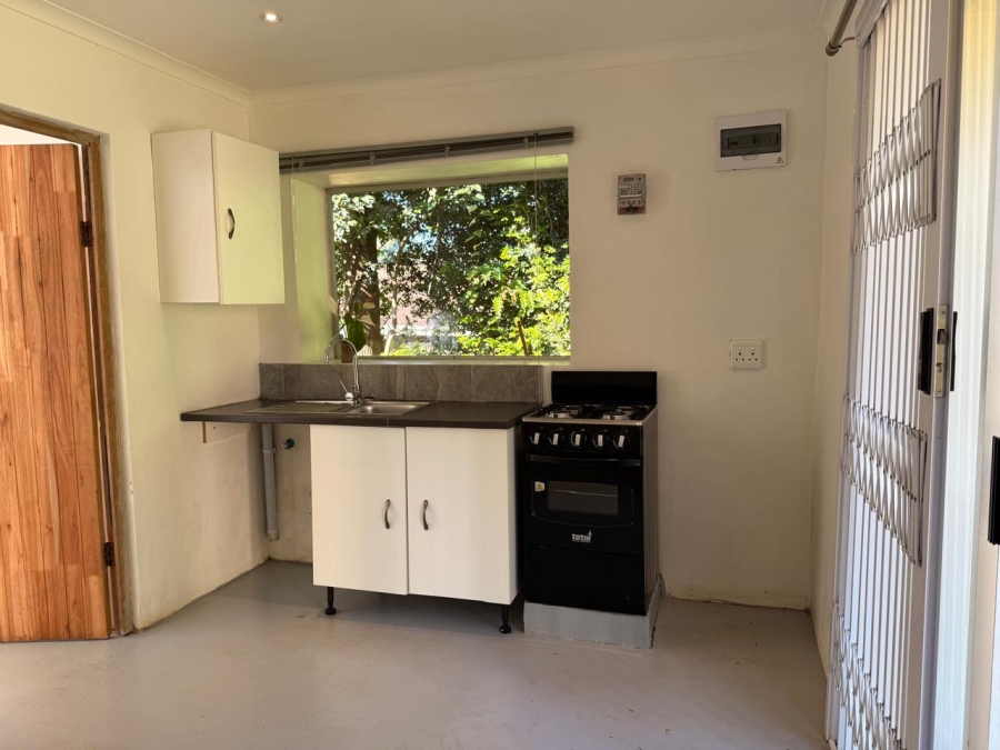 To Let 1 Bedroom Property for Rent in Winston Park KwaZulu-Natal