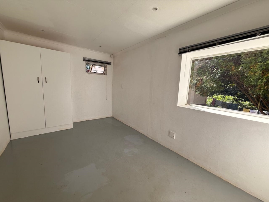 To Let 1 Bedroom Property for Rent in Winston Park KwaZulu-Natal