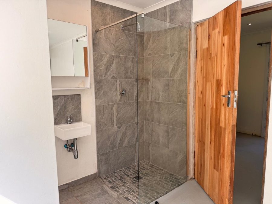 To Let 1 Bedroom Property for Rent in Winston Park KwaZulu-Natal